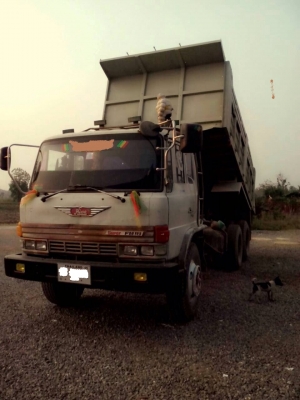 ขายHINO F18 ดั๊ม 2เพลา เดิมๆสภาพสวยพร้อมใช้ ราคาต่อรองได้ ติดต่อได้ที่คุณ อ๊อฟ พิจิตร 086-737-9991