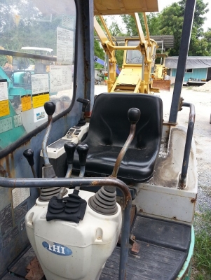 รถขุดเล็ก IHI 30uj แทรคเหล็กก้อนยาง เก่าญี่ปุ่น 090-986-2521