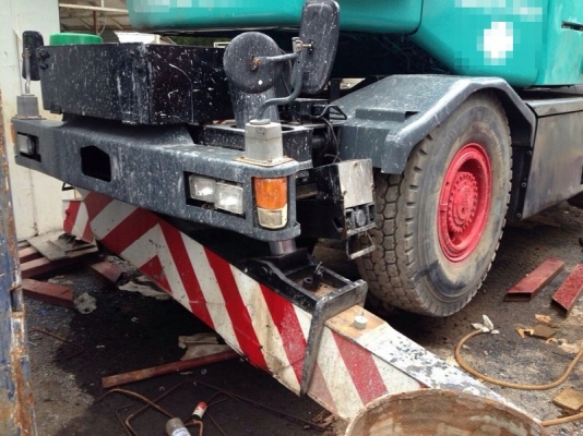 รถเครน 4 ล้อ KOBELCO  RK250 - 3 /  25 ตัน. สนใจติดต่อ  081 - 6079515