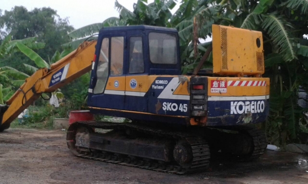 KOBELCO SK 045เก่านอก1ปี พร้อมเทเลอร์ HINO KT925เปลี่ยนหัว