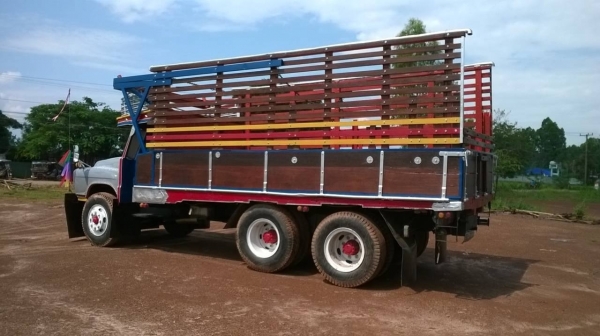 ขาย 10 ล้อหัวยาว 2 เพลาช่วงล่างใหญ่ HINO เครื่อง 6BD1 165 แรงม้า มีปั้มลม เกียร์ HO สโลว์กลาง คานหน้าใหญ่ พาวเวอร์ ยางเต็ม ทะเบียนเต็มพร้อมโอน ราคาต่อรองได้ครับ