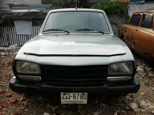 Peugeot504