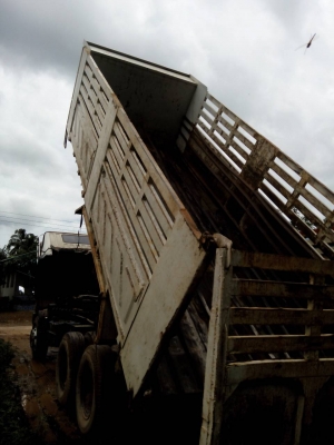 ต้องการขายด่วนMITSUBISHIไอ้หลงเทอร์โบอินเตอร์คูลเลอร์FN527MTFสามิตรรอนเฉียงสภาพพร้อมใช้โทร0843923995