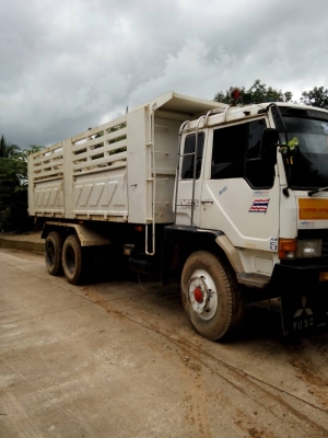 ต้องการขายด่วนMITSUBISHIไอ้หลงเทอร์โบอินเตอร์คูลเลอร์FN527MTFสามิตรรอนเฉียงสภาพพร้อมใช้โทร0843923995