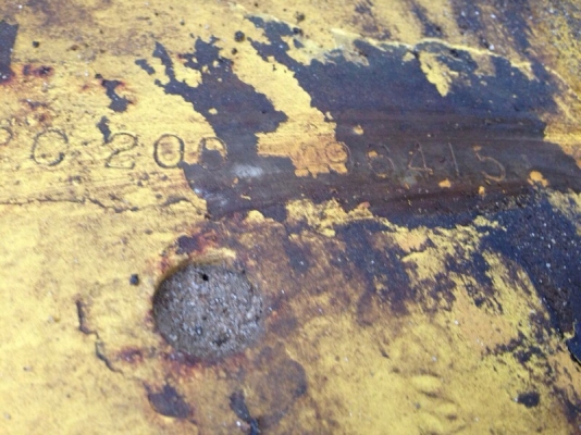 รถแบคโฮ  KOMSTSU  PC 200 - 6  ( รถทำงาน 13,xxx ซม. )  สนใจติดต่อ 081 - 6079515