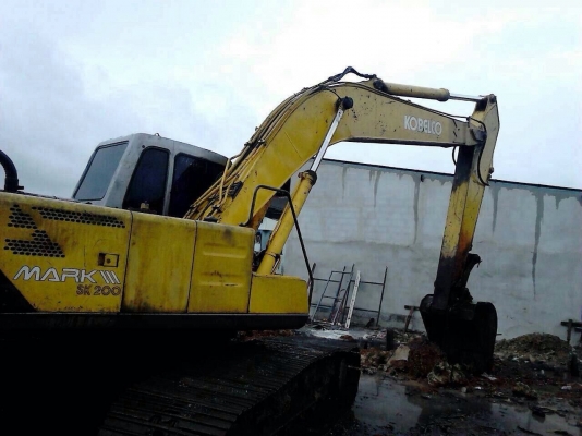 ขาย KOBELCO M3 เก๋งเทา สภาพสวยพร้อมใช้ ราคาต่อรองได้ ติดต่อได้ที่คุณ อ๊อฟ พิจิตร 086-737-9991