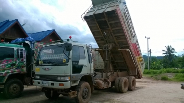 ขายถูก HINO FM3M เครื่องเดิม M10C 240 แรงม้า เกียร์เดิม สโลว์เดิม มีลำโพงลากลูก กระบะไม่ค่อยสวย ทะเบียนเต็มพร้อมโอน ซื้อจริงต่อรองราคาได้เลยครับ