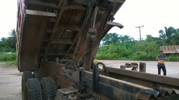 ขายถูก HINO FM3M เครื่องเดิม M10C 240 แรงม้า เกียร์เดิม สโลว์เดิม มีลำโพงลากลูก กระบะไม่ค่อยสวย ทะเบียนเต็มพร้อมโอน ซื้อจริงต่อรองราคาได้เลยครับ