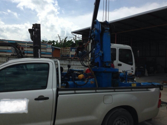 เครน TADANO 5 ตันท้องวี (5เหลี่ยม) ยาว4ปอก 3ชัก ใช้งานปกติ เพิ่งยกลงจากรถ บูมตรงสวย ไม่คด ไม่งอ