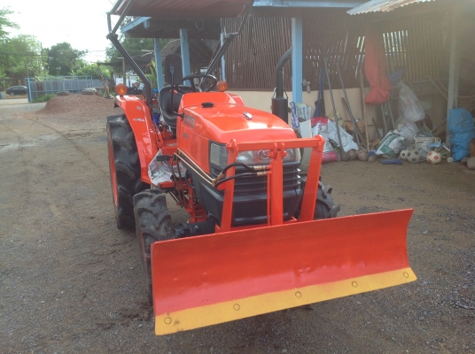 ปัญญาแทรคเตอร์มาแล้ว...จัดมาให้ครับ คูโบต้า L3408 พร้อมใบมีดคานล่าง โรตาลี่สยามอิมพรีเม้น160 เล่มทะเบียนพร้อม ส่งฟรีทั่วไทย