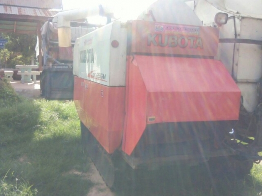ขายรถเกี่ยวข้าว KUBOTA DC95 สภาพพร้อมใช้งาน ช่วงล่างดีเตรียมลงนาปี ใช้งานน้อย เล่มทะเบียนพร้อมโอน สนใจโทร 090-8588220คุณนะ ขายรถเกี่ยวข้าว KUBOTA DC95 สภาพพร้อมใช้งาน ช่วงล่างดีเตรียมลงนาปี ใช้งานน้อย เล่มทะเบียนพร้อมโอน สนใจโทร 090-8588220คุณนะ