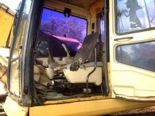 ขายรถแบคโฮ  CAT  330