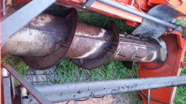 ขายรถเกี่ยวข้าว kubota dc60 plus ตัวสุดท้ายพร้อมเล่มทะเบียนครับ ขายรถเกี่ยวข้าว kubota dc60 plus ตัวสุดท้ายพร้อมเล่มทะเบียนครับ