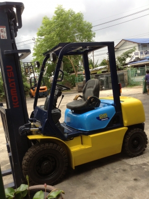 +++ ขายรถโฟล์คลิฟท์ KOMATSU FD25-12  ขนาด 2.5 ตัน  (รถสภาพดี พร้อมใช้) เครื่องยนต์ดีเซล  เกียร์ธรรมดา  เสา 6 เมตร 3 ท่อน  งา 1,070  มม. ยางตัน 4 เส้น  *** สนใจรายละเอียด ราคา  คุยได้ครับ โทร. 081-659-7598 ***