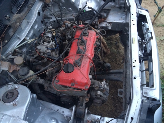 ขายครับซากบอดี้นิสสันNVมีเครื่องเกียร์ No Book