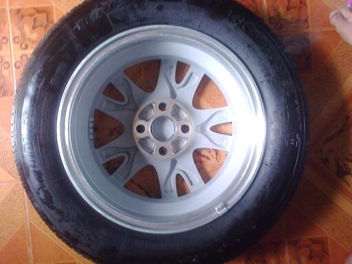 ล้อแม็กซ์144รูฮอนด้าบีโอ้พร้อมยางมิชลิน17565R14ปี3813น็อตพร้อมทั้งชุดขาย 5000ถ้วนคับ. ล้อแม็กซ์144รูฮอนด้าบีโอ้พร้อมยางมิชลิน17565R14ปี3813น็อตพร้อมทั้งชุดขาย 5000ถ้วนคับ.