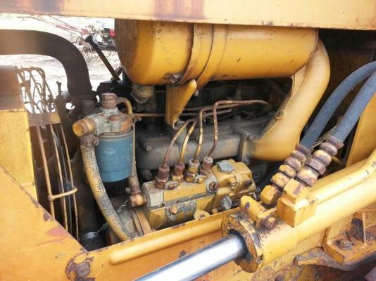ขายด่วนแทรกเตอร์KOMATSU D20PL-5 พร้อมใช้ ขายด่วนแทรกเตอร์KOMATSU D20PL-5 พร้อมใช้