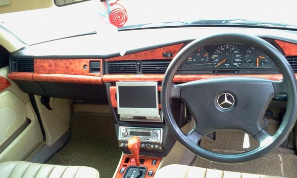 ขาย Benz 190e รถหรู น่าขับ น่าใช้ ปี94 รถตัวท็อป ฟลูออฟชั่น