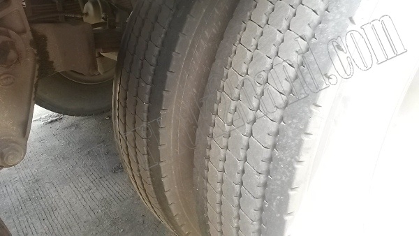 หางพ่วงเทเลอร์พื้นเรียบ12ล้อ 3เพลา ของบริษัทสามมิตร ปี53