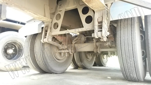 หางพ่วงเทเลอร์พื้นเรียบ12ล้อ 3เพลา ของบริษัทสามมิตร ปี53