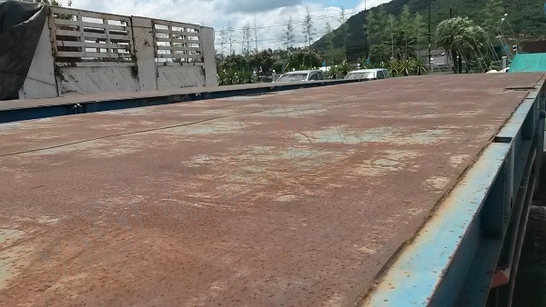 หางพ่วงเทเลอร์พื้นเรียบ12ล้อ 3เพลา ของบริษัทสามมิตร ปี53