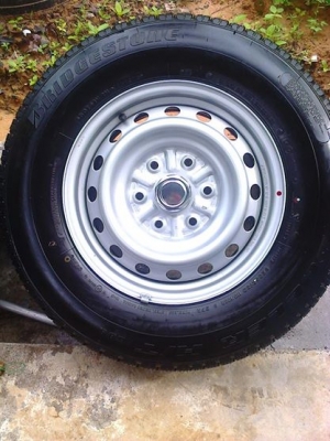 ล้อกะทะ16ป้ายแดงยางบิดโตน205R16ปี5013มี3ชุด70กม.ถอด ล้อกะทะ16ป้ายแดงยางบิดโตน205R16ปี5013มี3ชุด70กม.ถอด