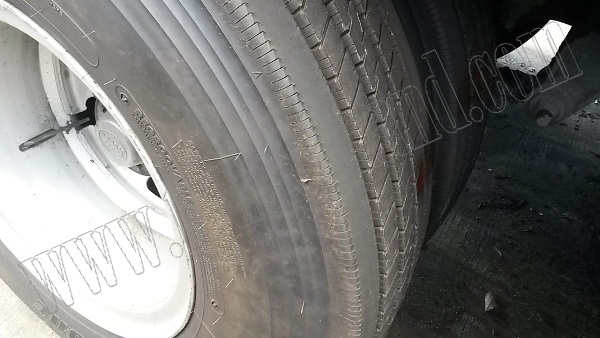 หางพ่วงเทเลอร์พื้นเรียบ12ล้อ 3เพลา ของบริษัทสามมิตร ปี53