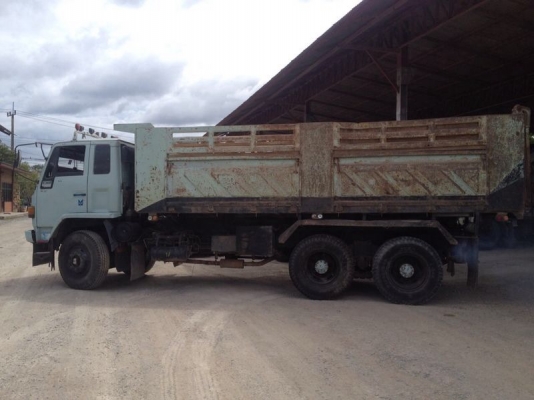 รถอีซูซุ 10  ล้อดั้ม  240 แรงม้า. ปี 39  ( ขายแม่ , ลูก )   สนใจติดต่อ 081 - 6079515