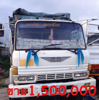 รถบรรทุก พ่วง 24 ล้อ