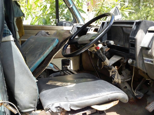 มัดจำแล้วครับ-139,000บ-ISUZU-NKR.6ล้อเครื่อง100.ครัชซีสวย.เครื่องแน่น.4.30เมตร.หัวเก๋งต้องเก็บงาน.กะจกแตก.. มัดจำแล้วครับ-139,000บ-ISUZU-NKR.6ล้อเครื่อง100.ครัชซีสวย.เครื่องแน่น.4.30เมตร.หัวเก๋งต้องเก็บงาน.กะจกแตก..