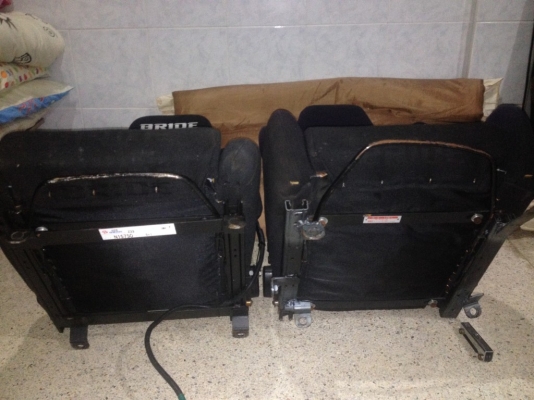 BRIDEแท้พร้อมรางBRIDE 2ตัวเก่าญี่ปุนสภาพดีปีกไม่ล้มไม่ขาด