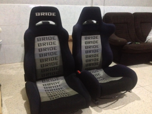 BRIDEแท้พร้อมรางBRIDE 2ตัวเก่าญี่ปุนสภาพดีปีกไม่ล้มไม่ขาด