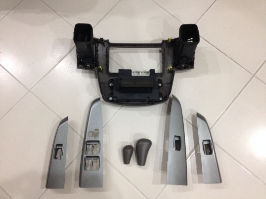 หน้ากากแอร์พร้อมจอแอร์ Auto ทั้งชุด+ฝาครอบสวิทช์แผงประตู Fortuner+หัวเกียร์