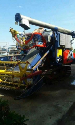 ขายรถเกี่ยวข้าว ไทยเส็งยนต์ อุ้ม2.5ตัน เครื่องNISSAN 260เทอร์โบ สภาพสวยใช้งานน้อย สนใจสอบถามรายละเอียดเพิ่มเติมโทร 090-8588220คุณนะ