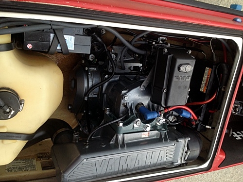 เรือยืน yamaha