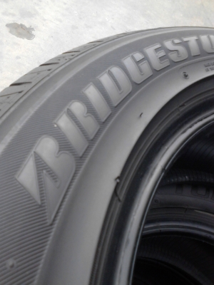 205/55R16 BRIDGESTONE TURANZA GR90  ขอบคิ้วสวย ชุด 4 เส้น  ดอกยางสวย หนา ( การันตี น่าใช้ ) TEL.081-427-3941