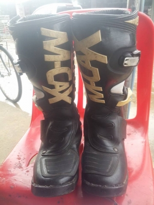 รองเท้าวิบาก เบอร์42/43 รองเท้าวิบาก เบอร์42/43