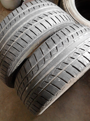 195/55R15 ROADSTONE  PREMIERE  ปี2011 MADE  IN KOREA  มี 2 เส้น TEL.081-427-3941