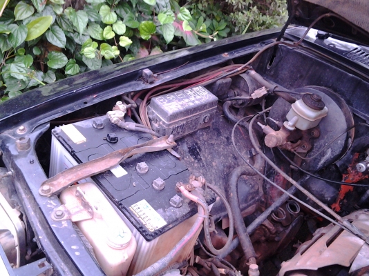 TOYOTA LN80 รุ่นสั้นพิเศษ 4ขอ เครื่องเสียงเคลื่อนที่ สำหรับวางคานโฟครับ รถเก่าหลวง ถอดเครื่องเสียงลดได้อีก