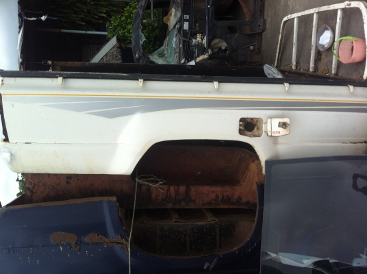 ขายลูกกระบะ  hero 4x4   4000 บาท