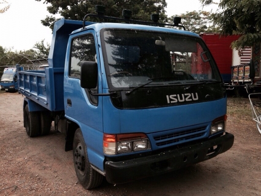 ขายรถ6ล้อ120ฝาขาวหัวการ์ตูนดั้มสามมิตร ปี40Fหลัง รถห้าง