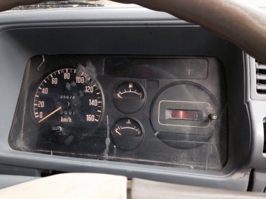 ขายรถ6ล้อ120ฝาขาวหัวการ์ตูนดั้มสามมิตร ปี40Fหลัง รถห้าง