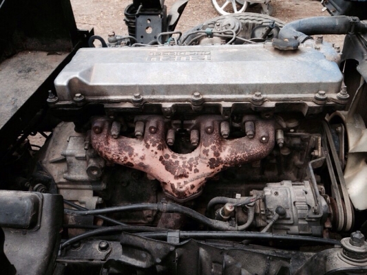 ขายรถ6ล้อ120ฝาขาวหัวการ์ตูนดั้มสามมิตร ปี40Fหลัง รถห้าง