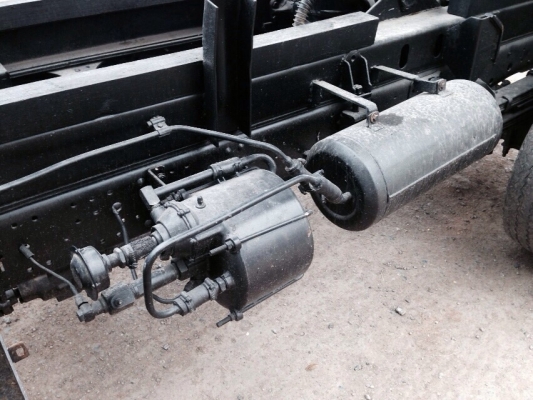 ขายรถ6ล้อ120ฝาขาวหัวการ์ตูนดั้มสามมิตร ปี40Fหลัง รถห้าง