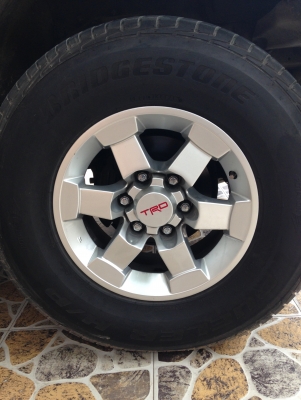 ขาย bridgestone dueler h/p 265/70r16 ปี 13+TRD 16 (ยกเลิกก่อนค่ะ) ขาย bridgestone dueler h/p 265/70r16 ปี 13+TRD 16 (ยกเลิกก่อนค่ะ)