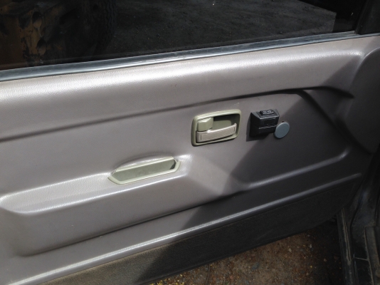 ขายรถกระบะISUZU 2500cc90แรงปี94 ขายรถกระบะISUZU 2500cc90แรงปี94