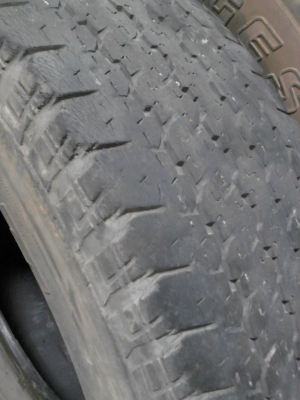 255/70R15  BRIDGE STONE DUELER H/T 840  มี 2 เส้น ยางเบอร์นี้หายาก  TEL.081-427-3941