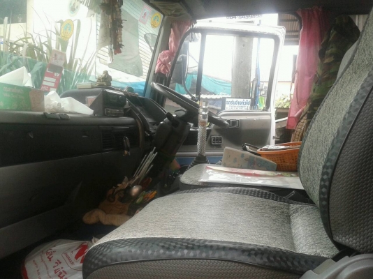 ขายรถ 6 ล้อ HINO FD 3 HLA รถประกอบ เครื่อง HO7D 195 แรง