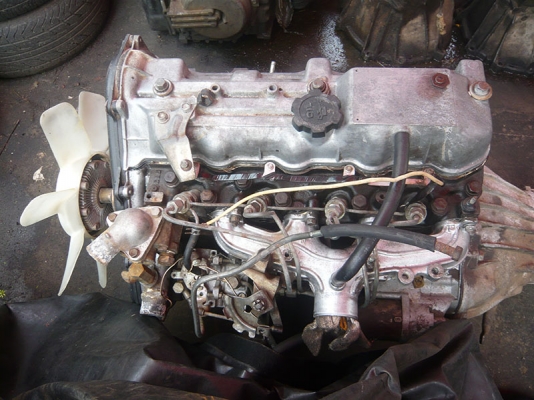 ขายเครื่องยนต์ดีเซลโตโยต้า 2L