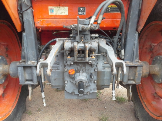 ขาย KUBOTA M7040 พร้อมดันหน้า